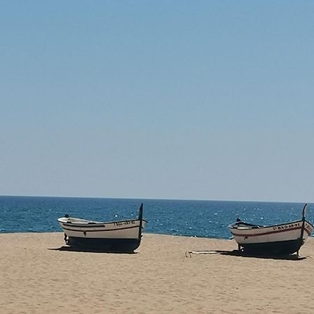 Apartamento Centrico En Calella Eksteriør billede