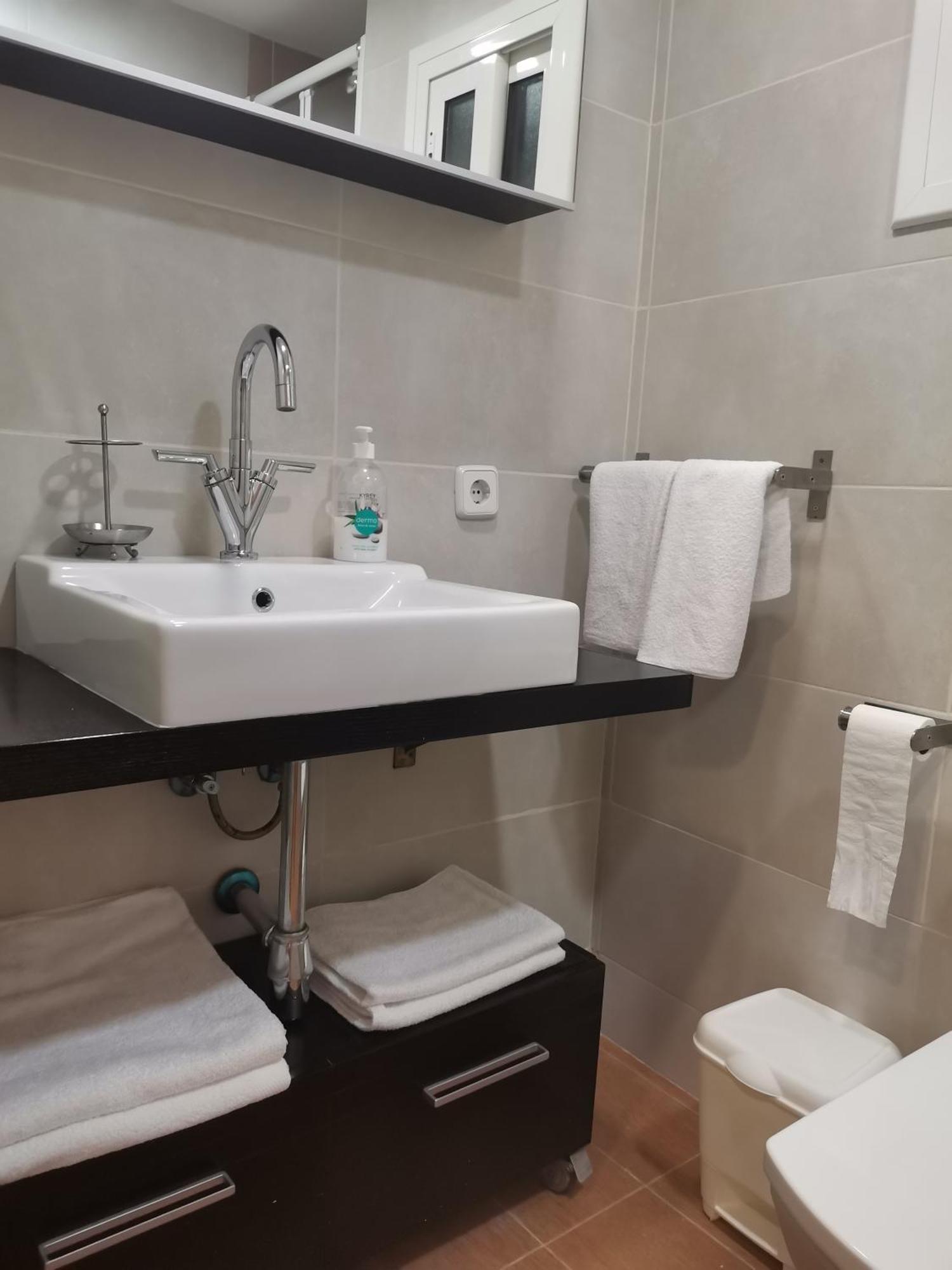 Apartamento Centrico En Calella Eksteriør billede