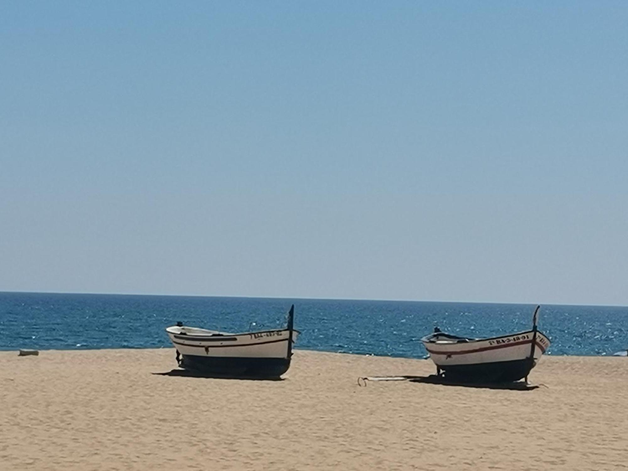 Apartamento Centrico En Calella Eksteriør billede