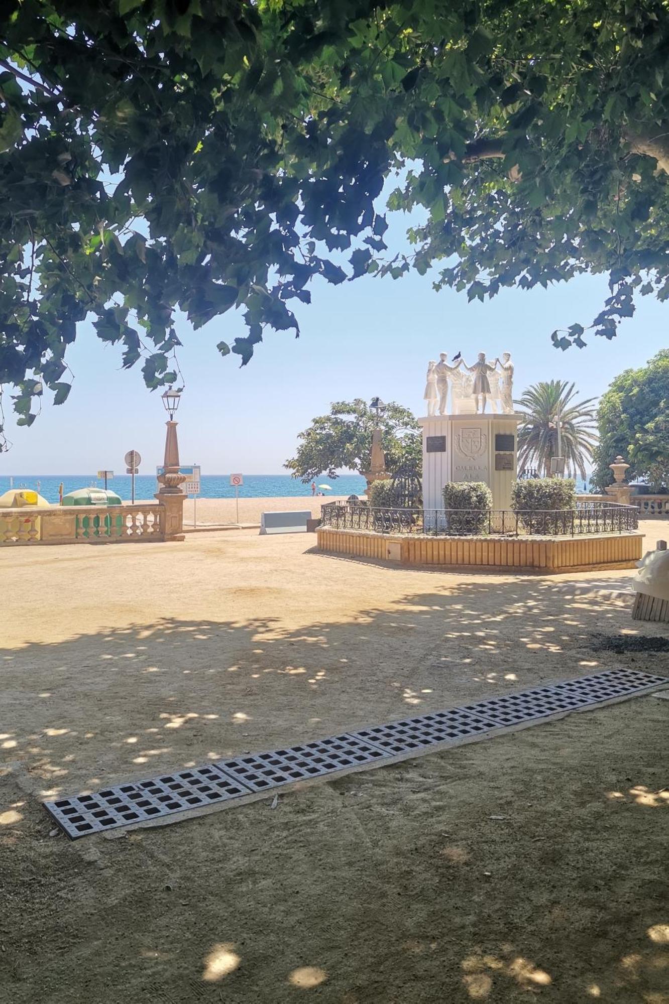 Apartamento Centrico En Calella Eksteriør billede